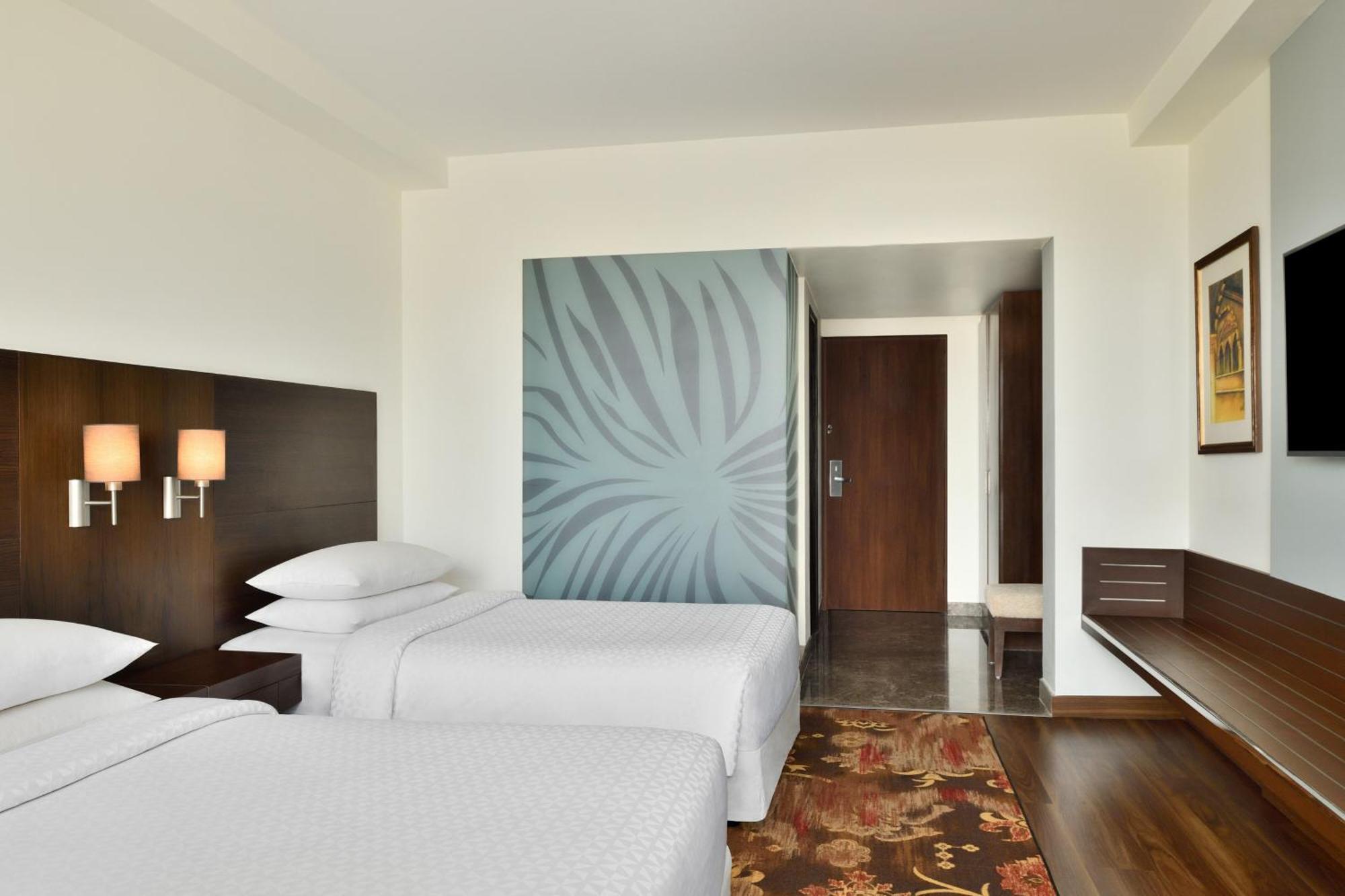 โฟร์ พอยต์ บาย เชอราตัน ชัยปุระ ซิตี้สแควร์ Hotel ภายนอก รูปภาพ